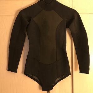 Black Rip Curl women’s wetsuit